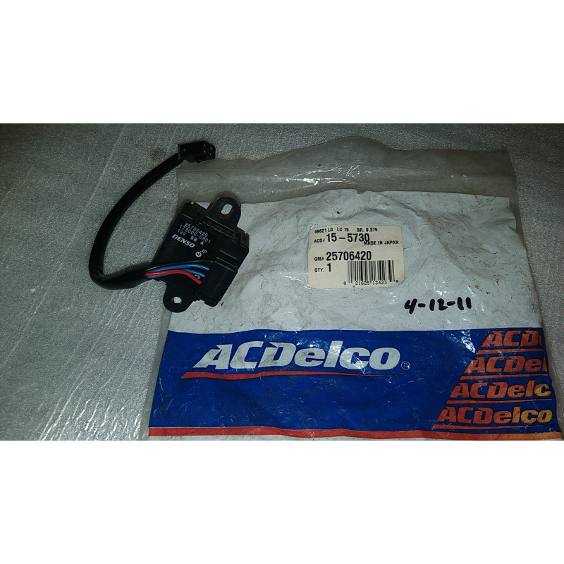 25706420 Cadillac DeVille Temperature Sensor 1999-2008