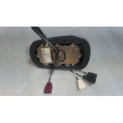 AL225637 John Deere Roof GPS Radio Antenna