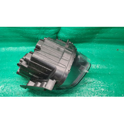 92102-S2000 Hyundai Santa Fe Right Halogen Headlight 2019-2020
