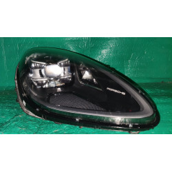 95B941010AR Porsche Macan Right LED Headlight 2019-2021