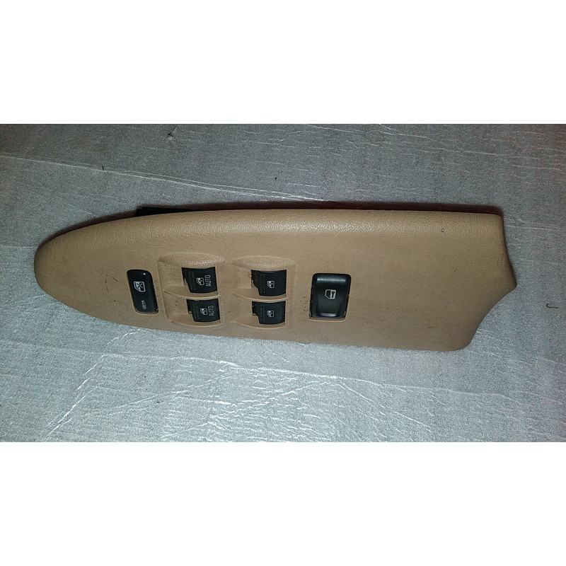 25861580 Chevrolet Trailblazer Left Door Window Switch 2002-2009