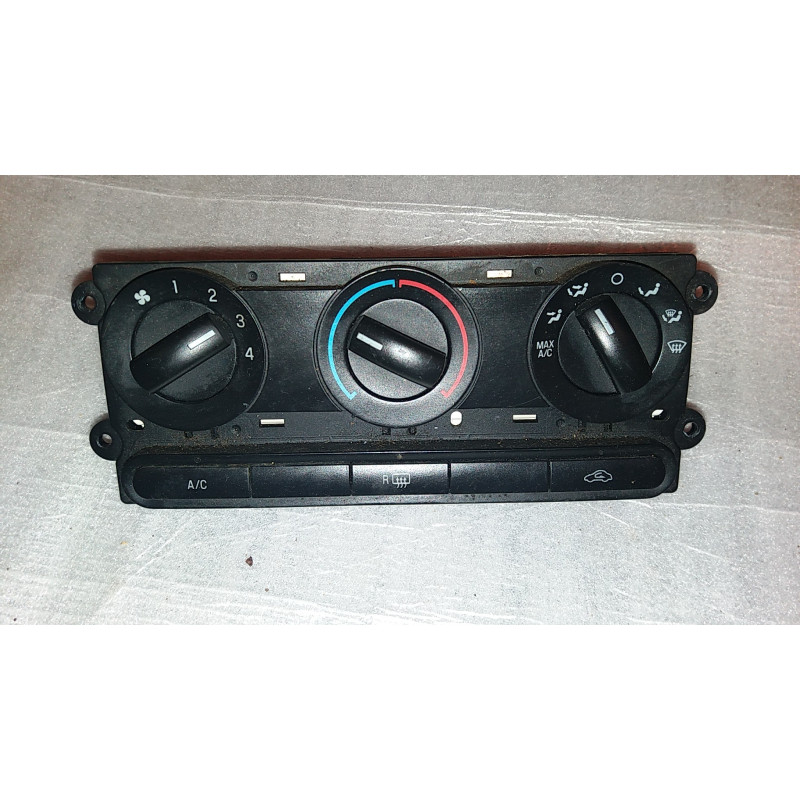 8R33-19980-AA Ford Mustang AC Heater Climate Control 2005-2009