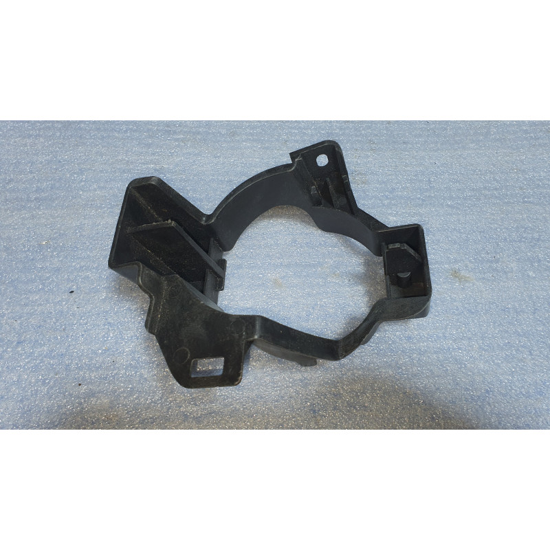 Ford Left Fog Lamp Bracket