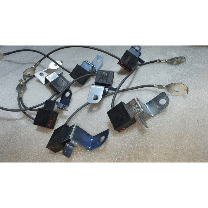 F1CT-18801-AA Ford Radio Suppression Capacitor Sensor F1CZ-18801-AA