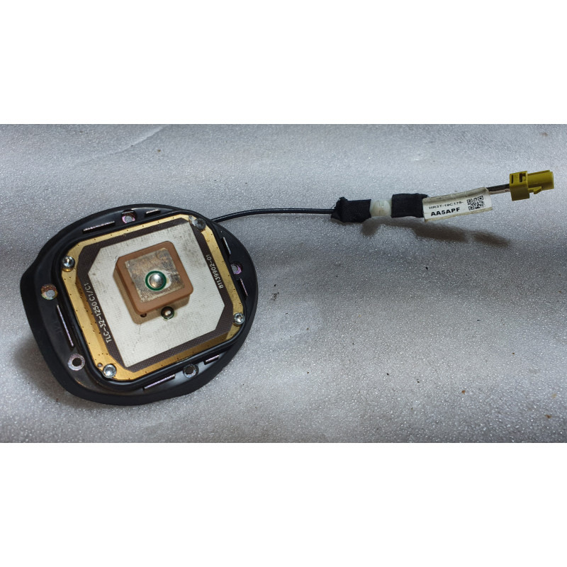 HR3T-19C175-AA Ford Mustang Roof Radio Antenna Amplifier 2015-2024