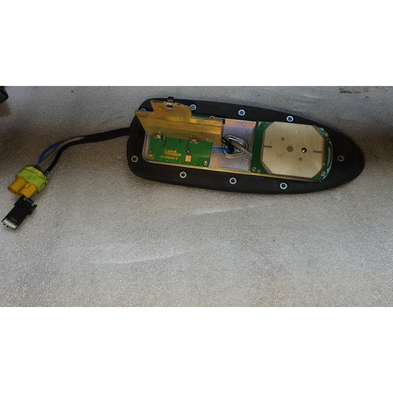FT4T-19G461-AD Ford Explorer Roof Shark GPS Radio Antenna Amplifier