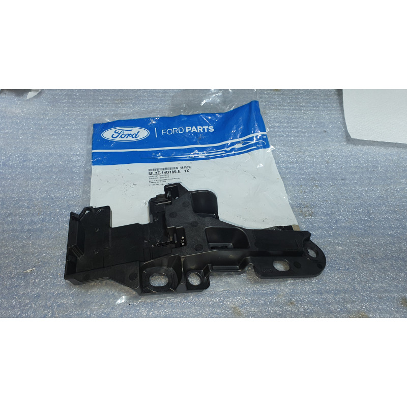 ML3T-14H032-AF Ford Right Front Blind Spot Radar Sensor Support Bracket