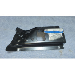FR3Z-63108A26-A Ford Mustang Right Front Reinforced Support Bracket