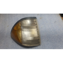 E7ZB-15A428-AC Ford Mustang Right Corner Turn Signal Lamp 1987-1993