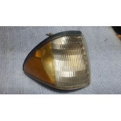 E7ZB-15A428-AC Ford Mustang Right Corner Turn Signal Lamp 1987-1993