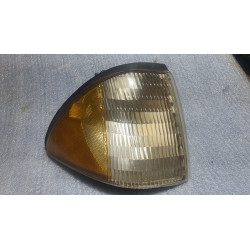 E7ZB-15A428-AC Ford Mustang Right Corner Turn Signal Lamp 1987-1993