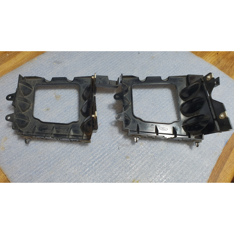 FR3B-17E851-AD Ford Mustang Left Rear Bumper Support Bracket 2013-2015