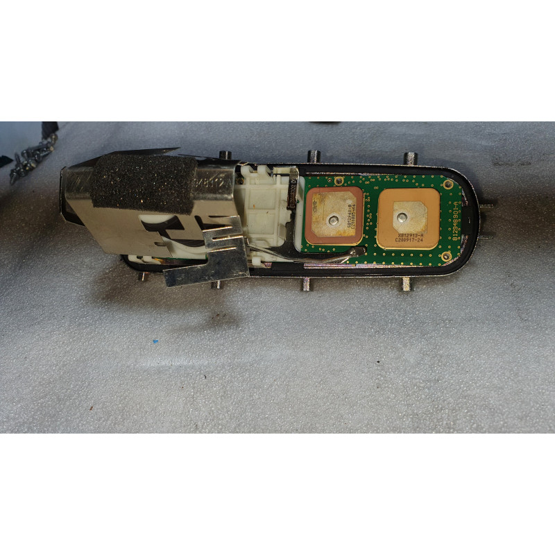 84938283 GMC Hummer EV Roof GPS Radio Antenna Amplifier 2022-2025