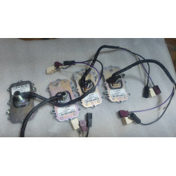 AL225635 John Deere Roof GPS Radio Antenna Amplifier