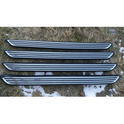 82212685AB Jeep Grand Cherokee Step Running Board 2011-2020