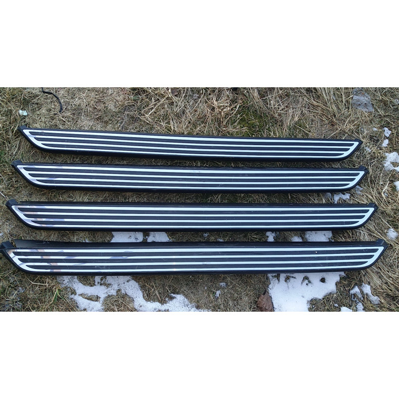 82212685AB Jeep Grand Cherokee Step Running Board 2011-2020