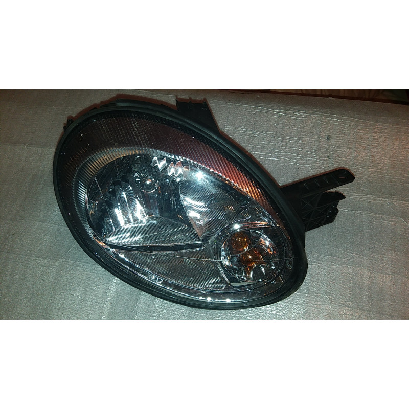 05303550AM Dodge Neon Right Headlight 2003-2005