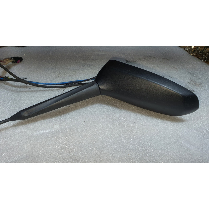 95227775 Chevrolet Cruze Roof Radio Antenna 2011-2014