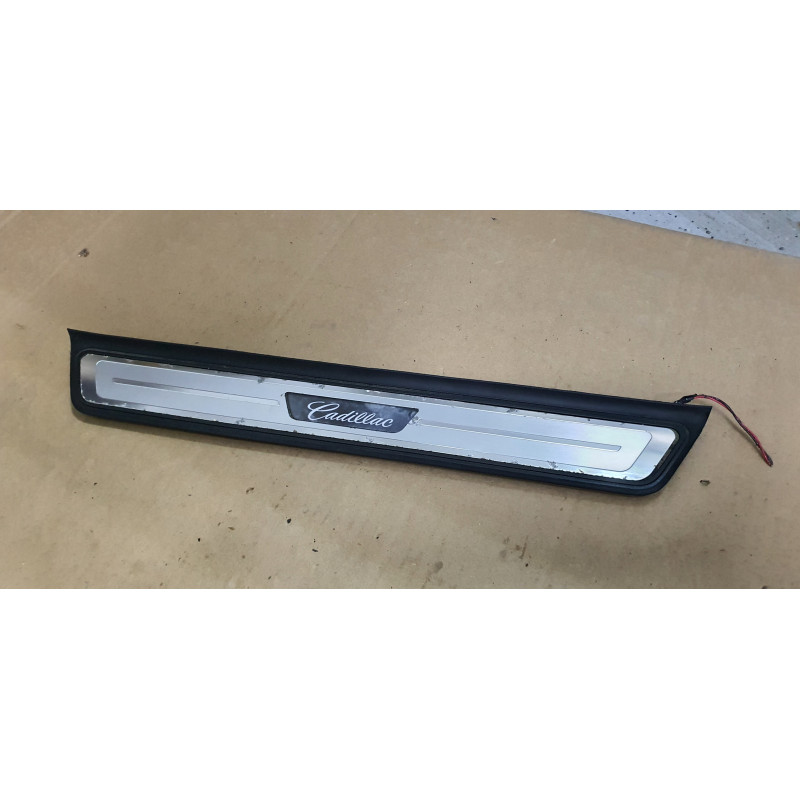 23160093 Cadillac CTS Front Sill Trim Pillar Plate LED 2014-2019