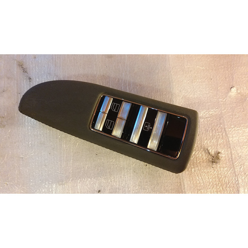 2218214651 Mercedes-Benz S-Class Right Window Switch 2007-2012