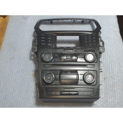 GB5T-18A802-JD Ford Explorer Radio Audio AC Heater Climate Control Panel