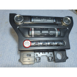 FR3T-18E245-CE Ford Radio AC Heater Climate Control Center Console Panel