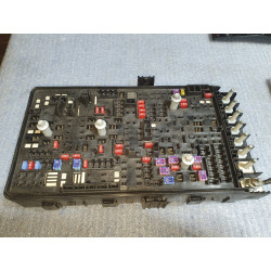 33338301 Cadillac Fuse Relay Box 2017