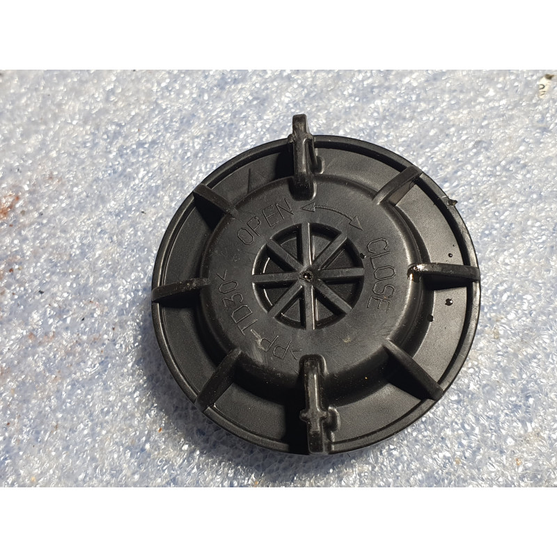 84106694 Chevrolet Cruze Headlight Cover Cap 2016-2019