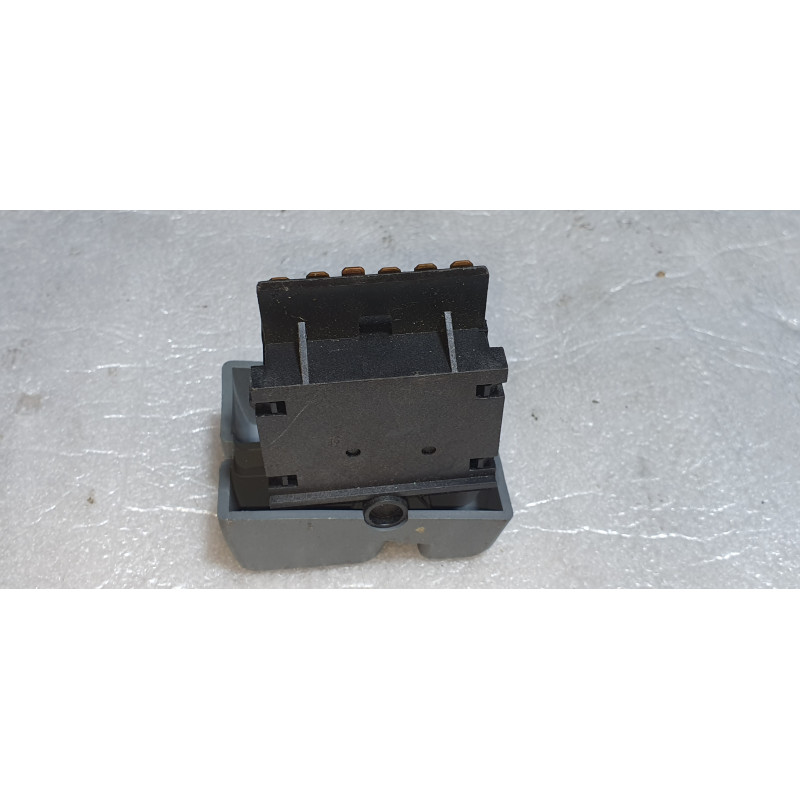 15719854 Chevrolet Blazer Headlight Switch 1994-1997