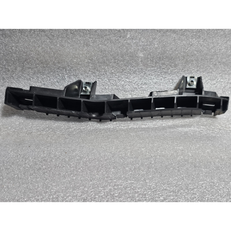49060757 Alfa Romeo Giulia Right Headlight Lower Bracket 2017-2023
