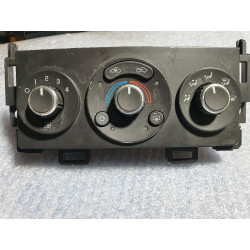 28014589 Chevrolet Malibu AC Heater Climate Control Switch 2004-2008