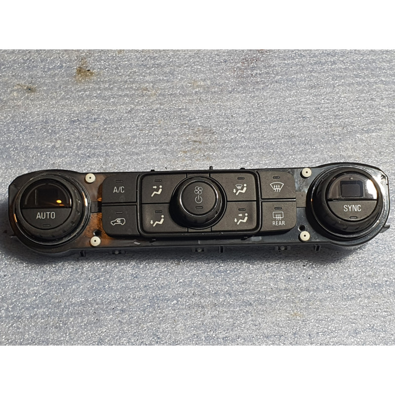 84246526 GMC Acadia AC Heater Climate Control Switch 2017-2024 87840006