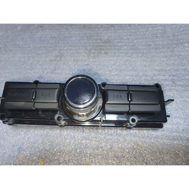 GD9T-18A802-HB Lincoln Continental Rear Console Radio Control Panel Switch