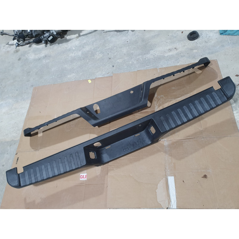 HL34-17B810-BDW Ford F-150 Raptor Rear Bumper Upper Cover Step Pad