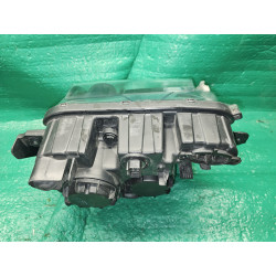 92102-S2000 Hyundai Santa Fe Right Halogen Headlight 2019-2020
