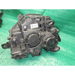92102-S2000 Hyundai Santa Fe Right Halogen Headlight 2019-2020