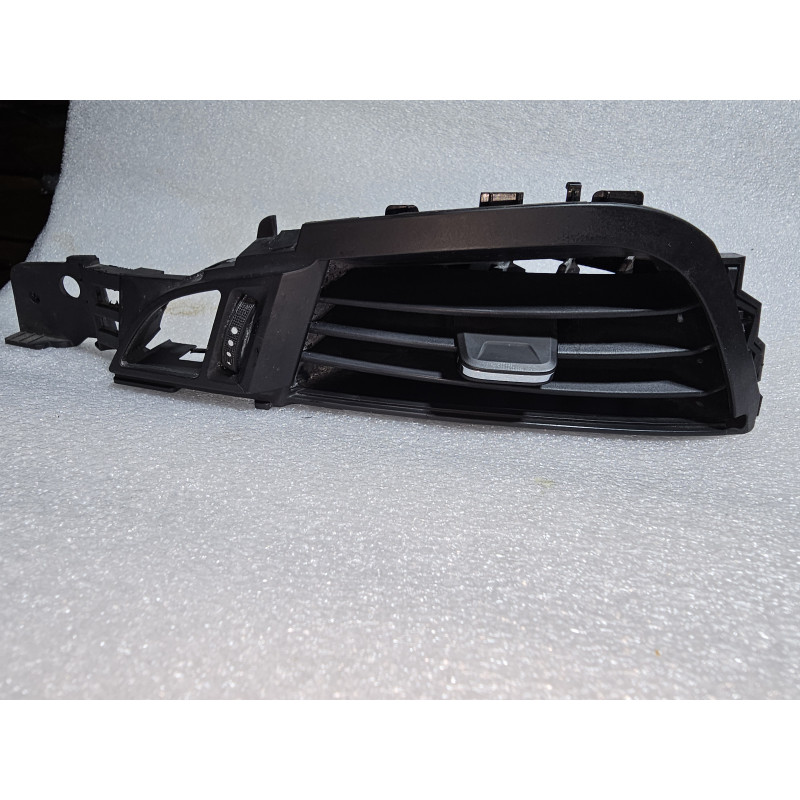 22961281 Cadillac ATS Left Dash Fresh Air Vent Grille Trim 2013-2019