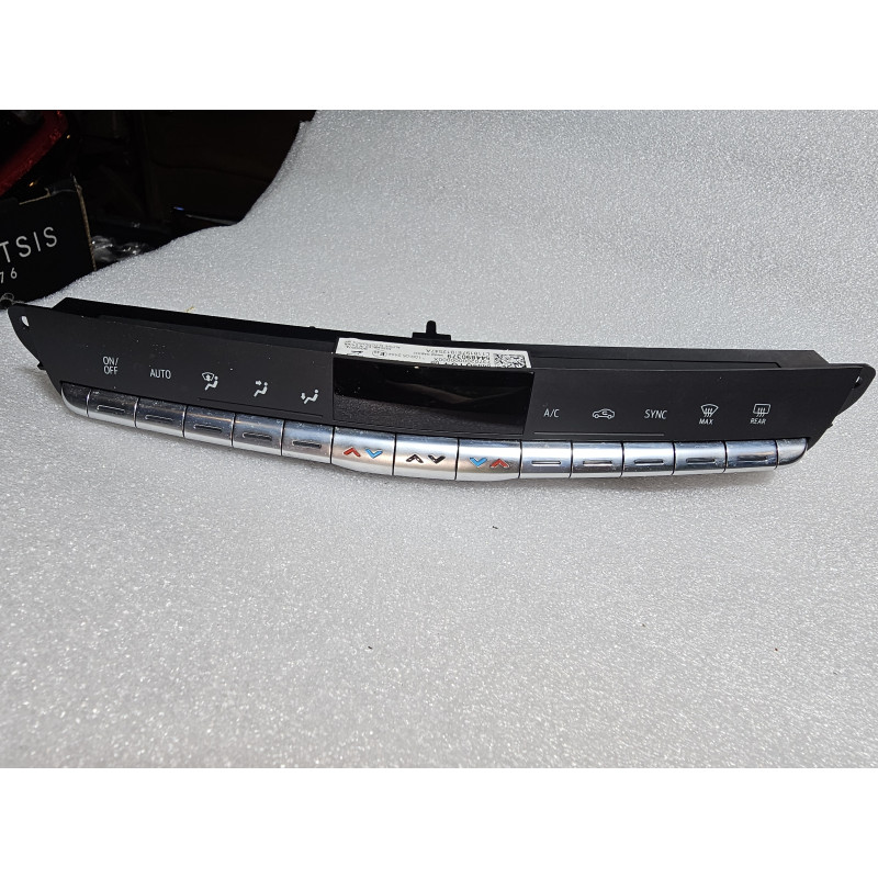 84496164 Cadillac XT4 Climate Control 84551226