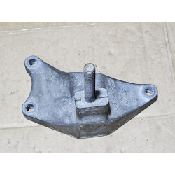 1X437M125AE Jaguar X-Type Transmission Mount Bracket 2002-2008