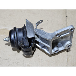 11220-CD002 Nissan 350Z Left Engine Bracket Mount 2003-2008 11233-AF401
