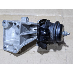 11220-CD002 Nissan 350Z Left Engine Bracket Mount 2003-2008 11233-AF401