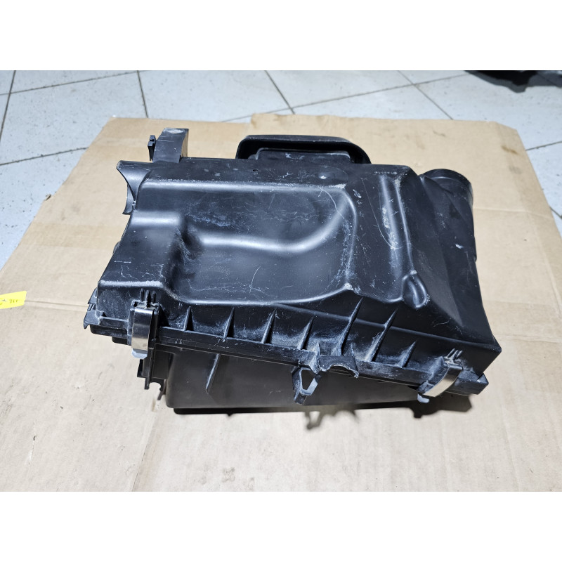 30864098 Volvo V40 Air Cleaner Filter Box 1999-2004 30859442