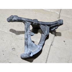 12574159 Cadillac CTS AC Pump Mount Bracket 2004-2007