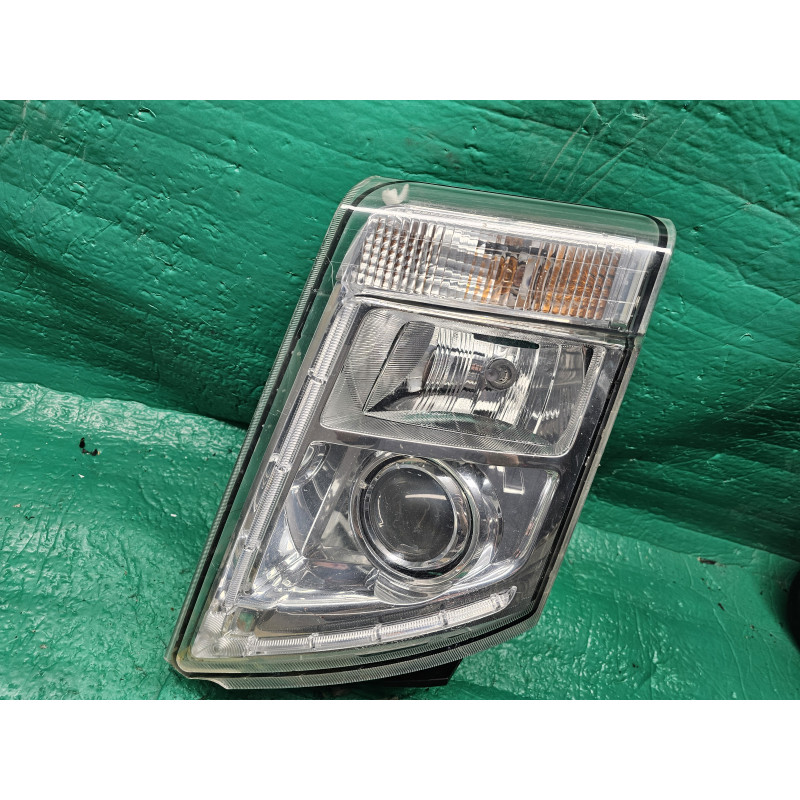 82304599 Volvo FH13 Left Headlight 2007-2013