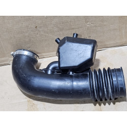 16576-7S00A Infiniti QX56 Air Cleaner Filter Box Resonator Duct Tube