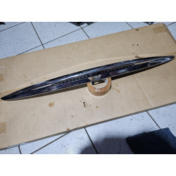 26590-JJ52A Infiniti G37 Trunk Chrome Third Brake LED Lamp Spoiler Molding