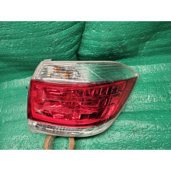 81550-0E070 Toyota Highlander Hybrid Right Tail Lamp 2011-2013