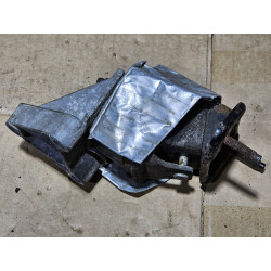 4593243 Chrysler 300M Left Engine Bracket Mount 1998-2004 4593184