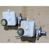 8646006 Volvo S60 Brake Master Cylinder Reservoir 2001-2007 8646008
