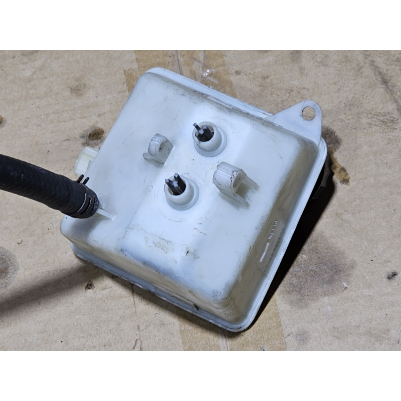 8646006 Volvo S60 Brake Master Cylinder Reservoir 1999-2006